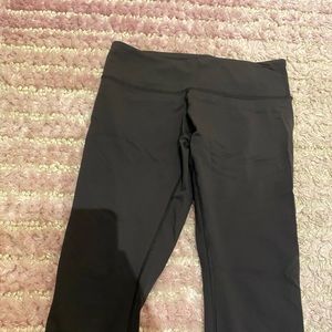 Lululemon lowrise crop leggings